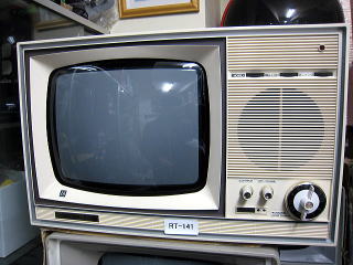 レトロテレビ / 昭和30年代にタイムスリップ。でも中身は新品! Retro